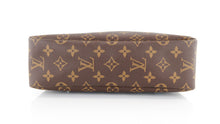 Load image into Gallery viewer, Louis Vuitton Monogram Toiletry 28