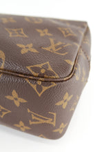 Load image into Gallery viewer, Louis Vuitton Monogram Toiletry 28