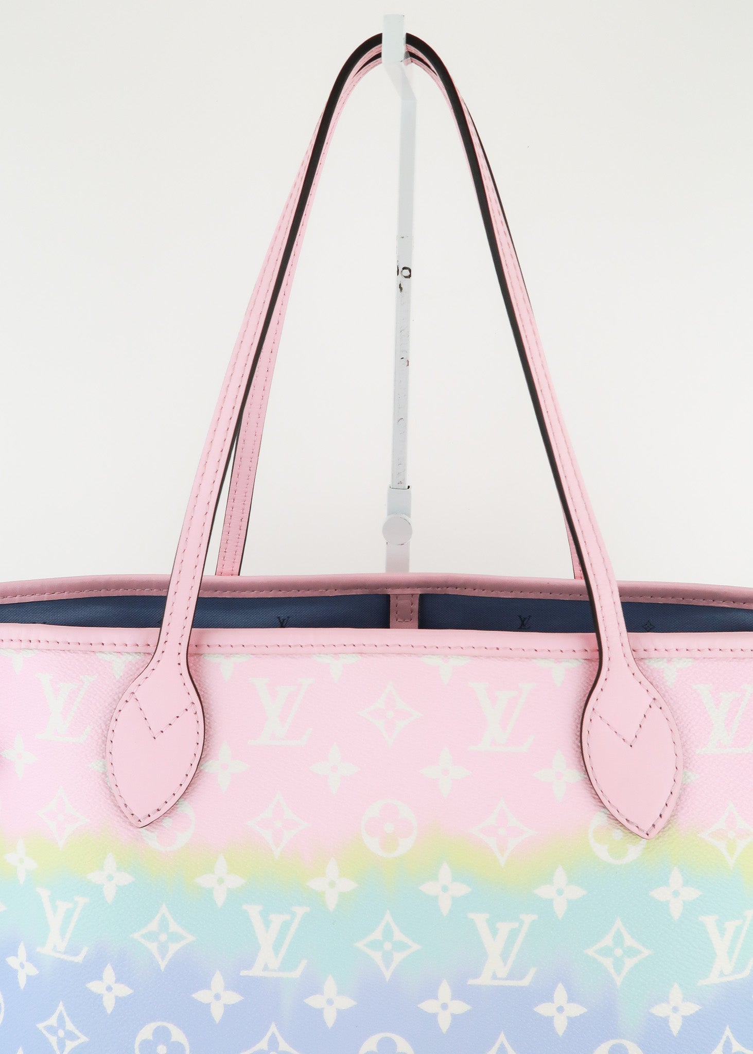 Louis Vuitton Neverfull LV Escale MM Pastel in Coated Canvas