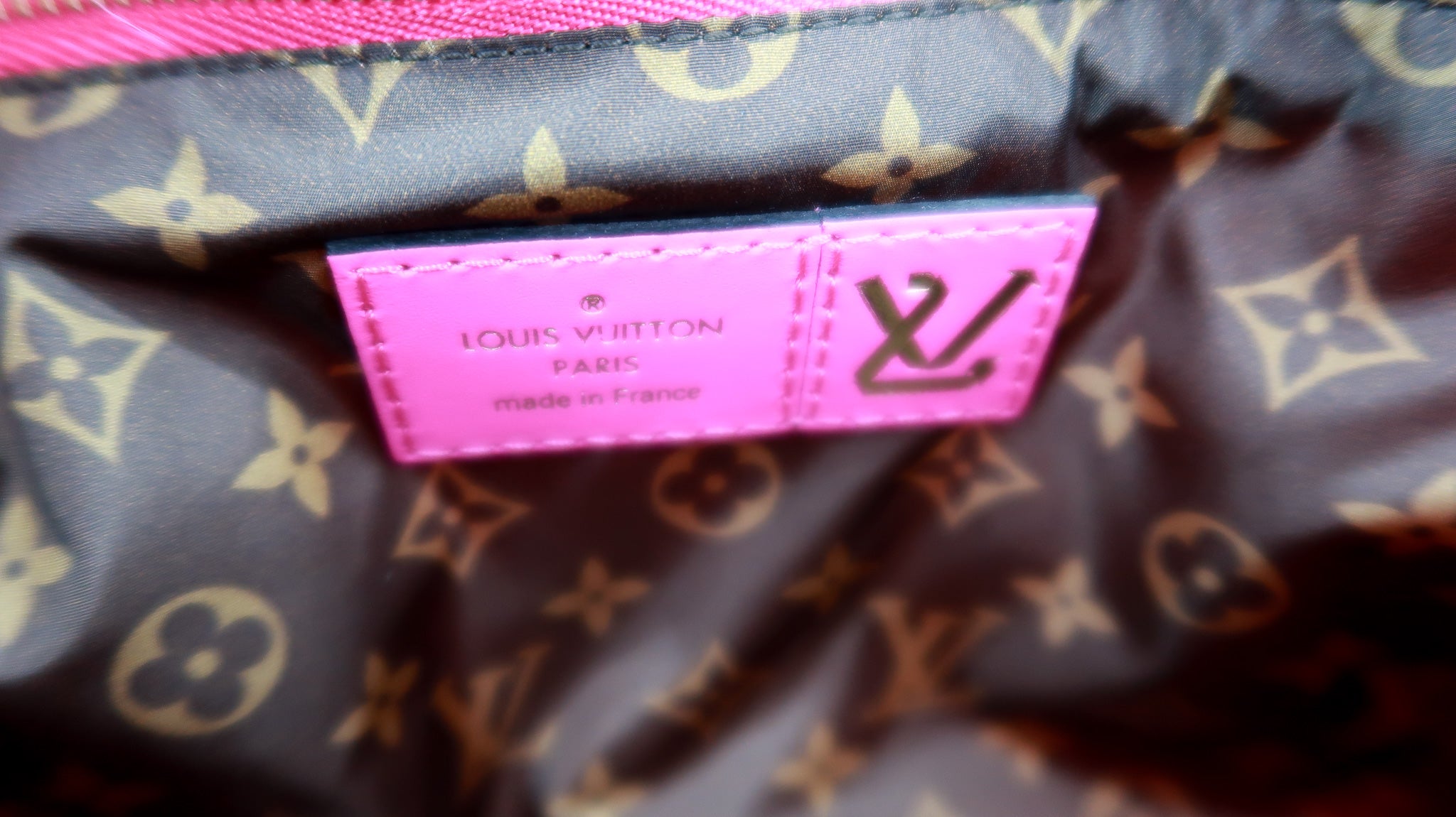 Louis Vuitton Maxi Multi Pochette Acessoires Pink Fuchsia Pillow Econyl Bag