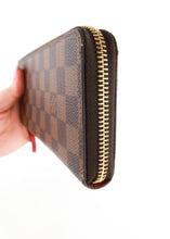 Load image into Gallery viewer, Louis Vuitton Damier Ebene Clemence
