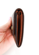 Load image into Gallery viewer, Louis Vuitton Monogram Plat Card Holder