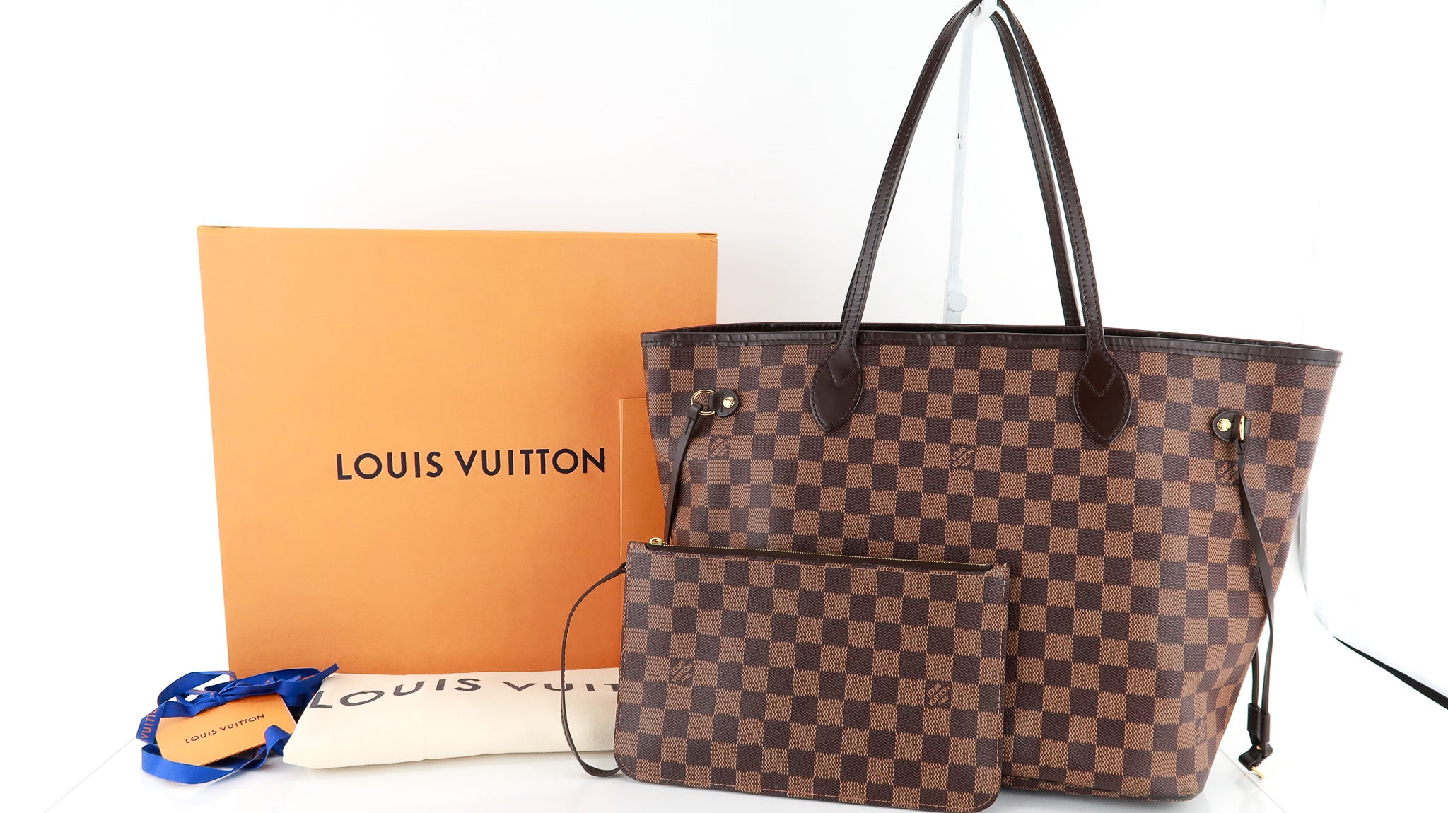 Louis Vuitton, Bags, Louis Vuitton Neverfull Pouch Gm Damier Print