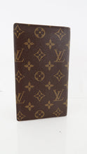 Load image into Gallery viewer, Louis Vuitton Monogram Checkbook Holder