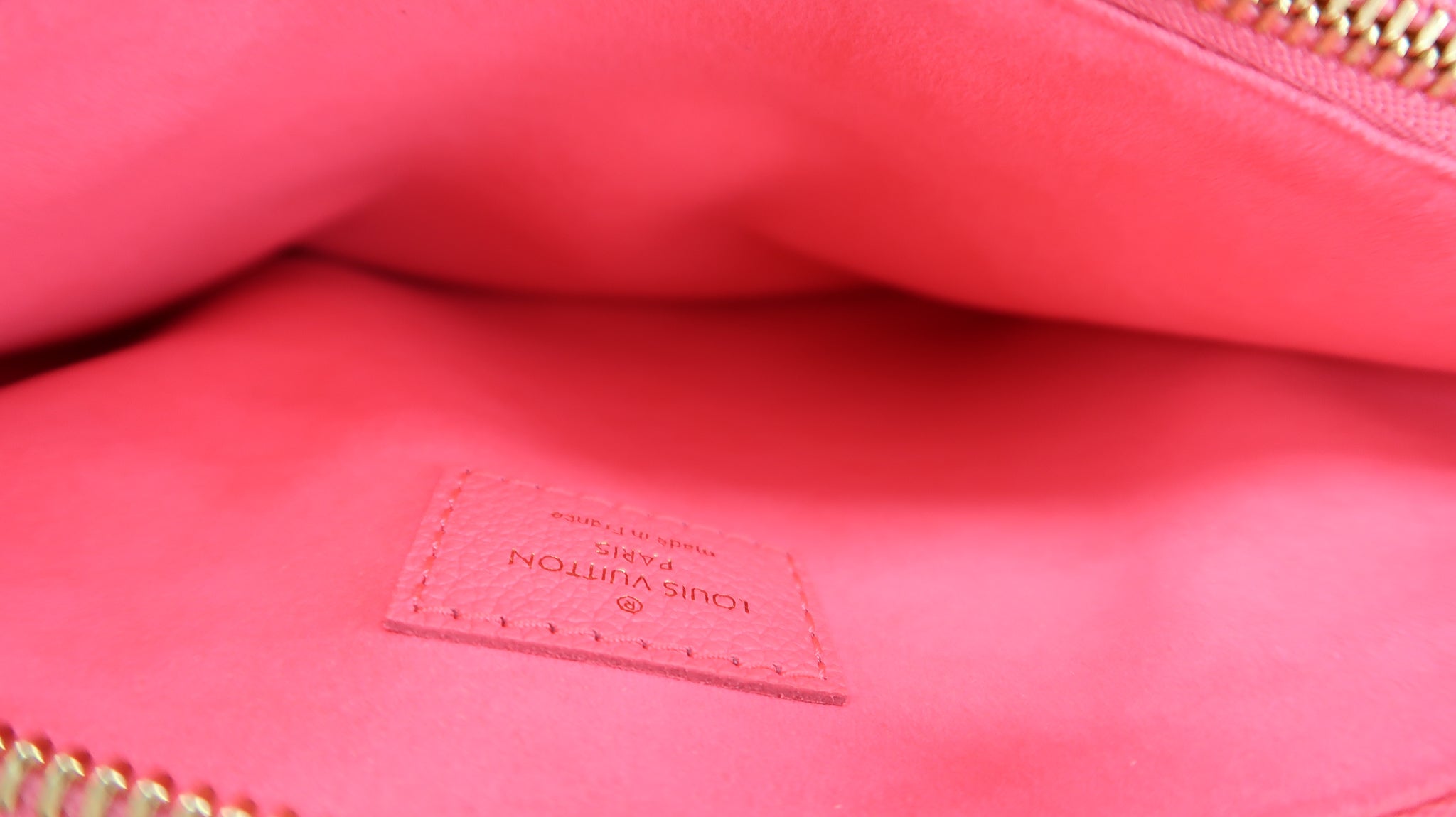 Louis Vuitton Coussin BB Rose Fluo – DAC