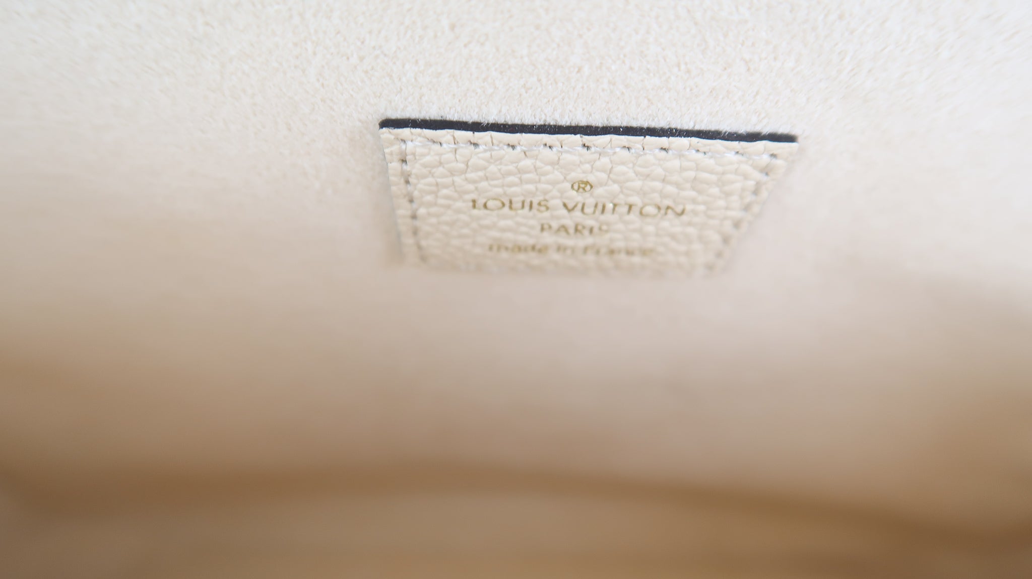 Louis Vuitton Bicolor Empreinte Pochette Metis – DAC