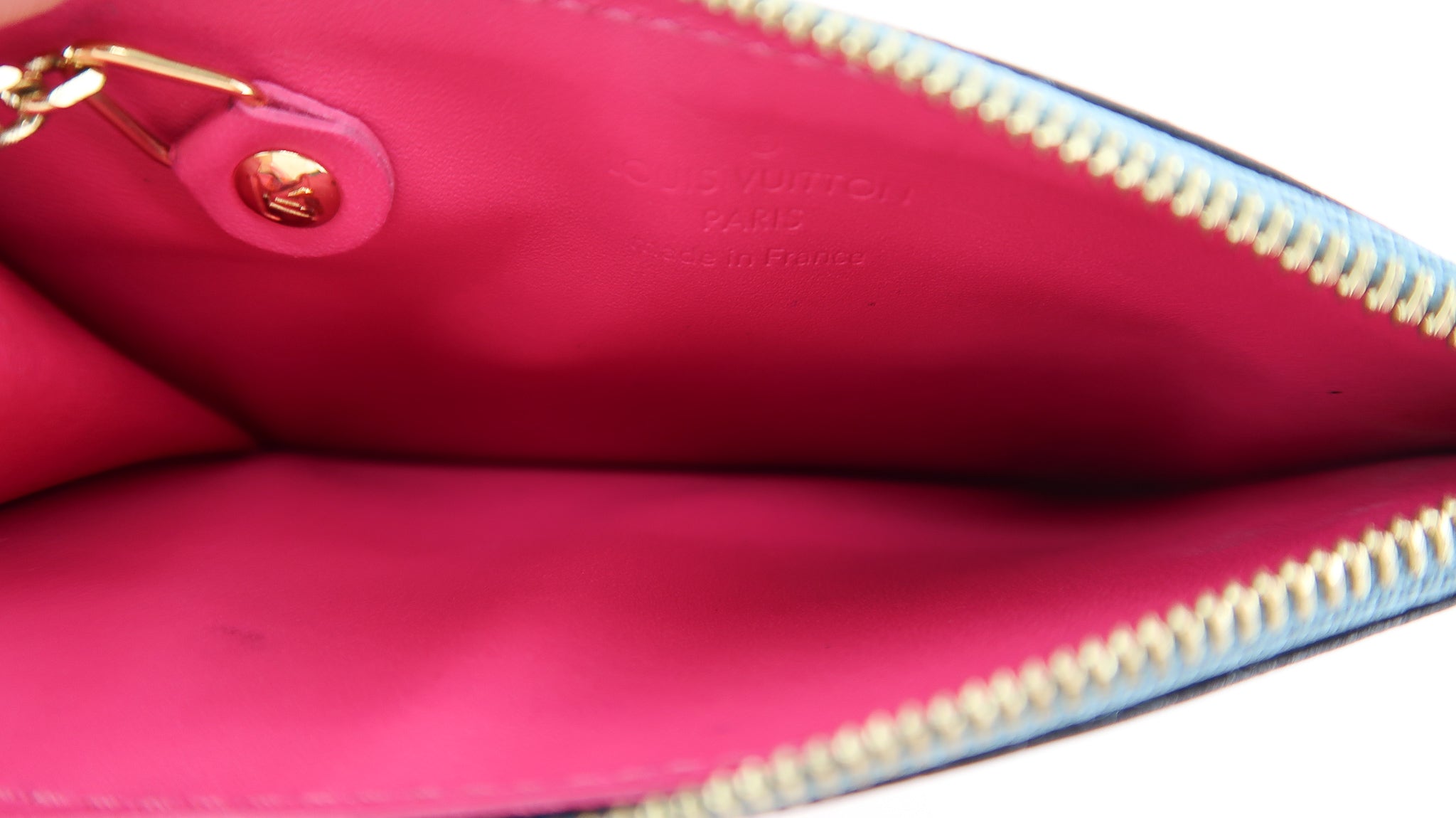 LOUIS VUITTON Vernis Degrade Love Lock Heart Key Holder Bag Charm Pink  White, FASHIONPHILE