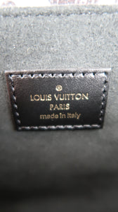 Louis Vuitton Wild At Heart Pochette Métis Arizona