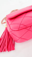 Load image into Gallery viewer, Chanel Matelasse Lambskin Camera Bag Pink