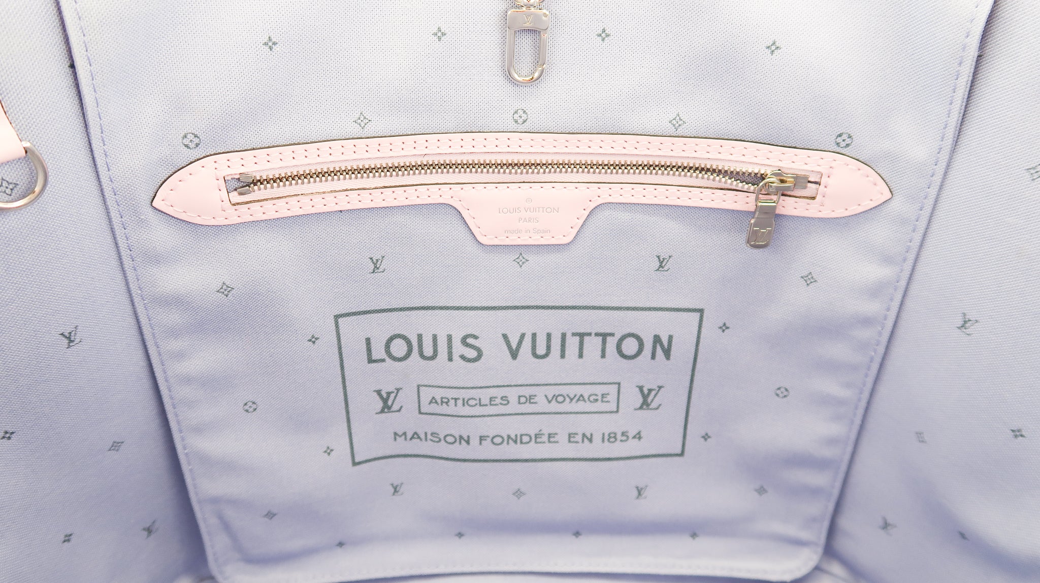 Louis Vuitton Monogram Escale Neverfull MM Pastel - A World Of