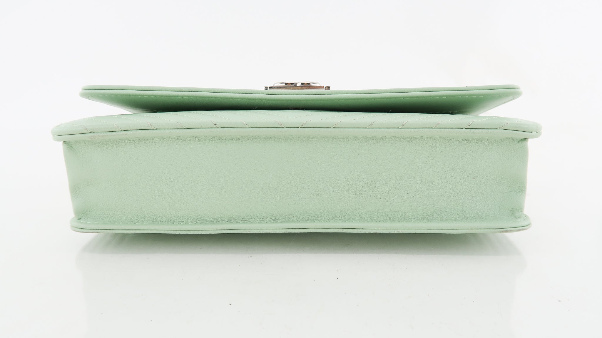 WALLET ON CHAIN MARGO IN SHINY CALFSKIN - GREEN CLAY