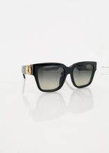 Load image into Gallery viewer, Louis Vuitton Link Cat Eye Sunglasses Black
