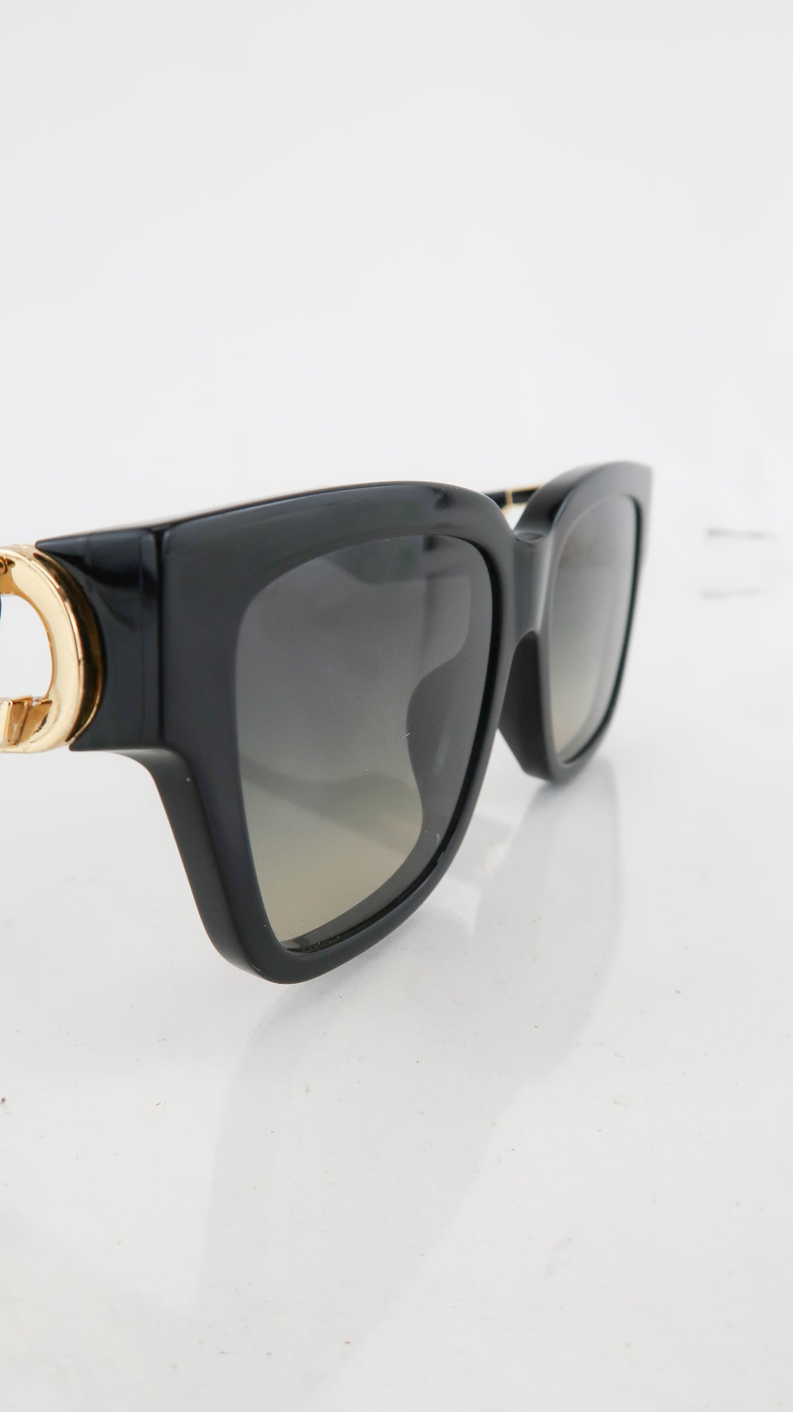 Louis Vuitton Edge Cat-Eye Sunglasses - Black Sunglasses, Accessories -  LOU717594