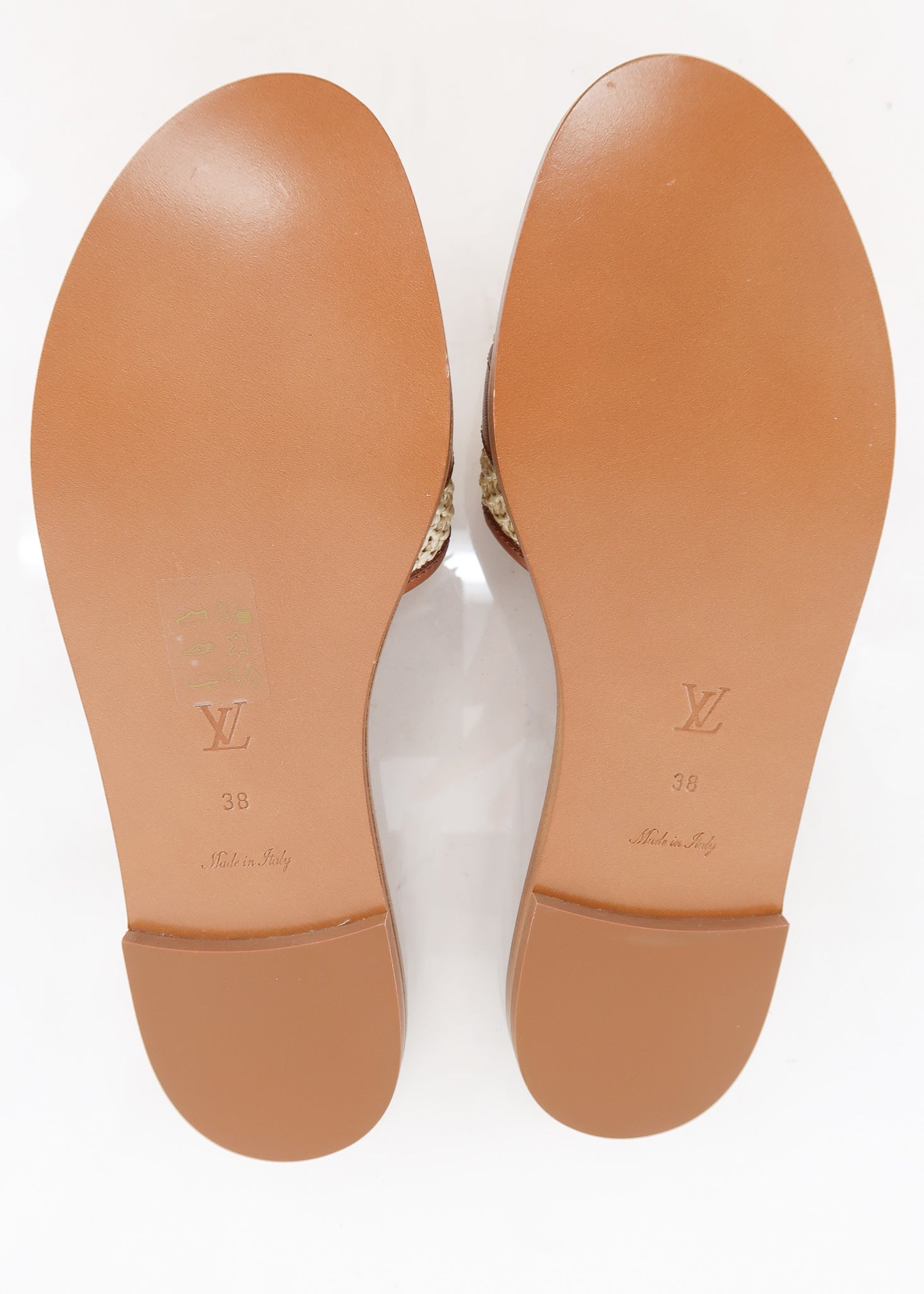 Louis Vuitton - Authenticated Lock It Sandal - Leather Ecru Plain for Women, Very Good Condition