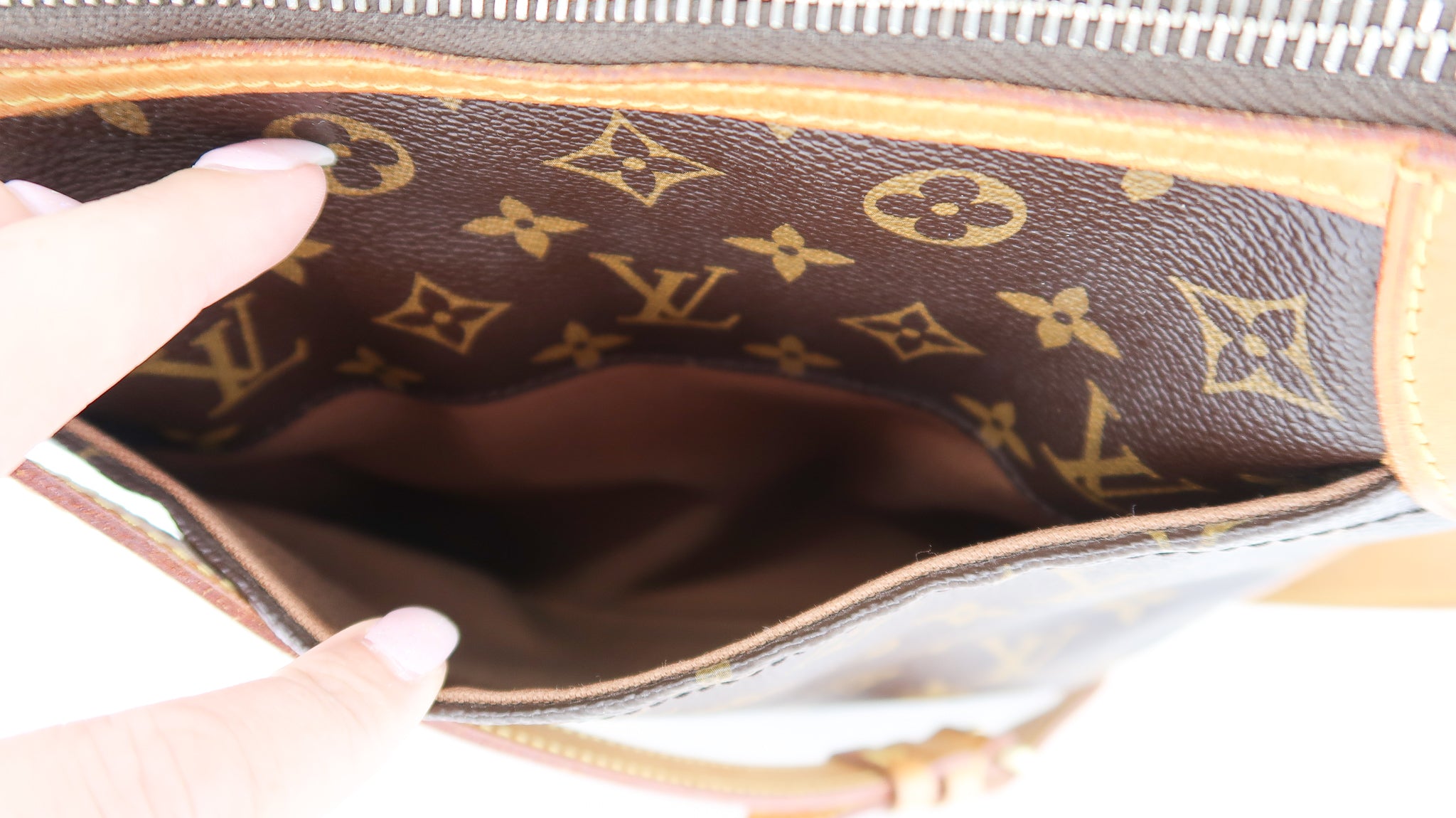 LOUIS VUITTON POCHETTE METIS VS ODEON PM - WHICH ONE IS BETTER? 