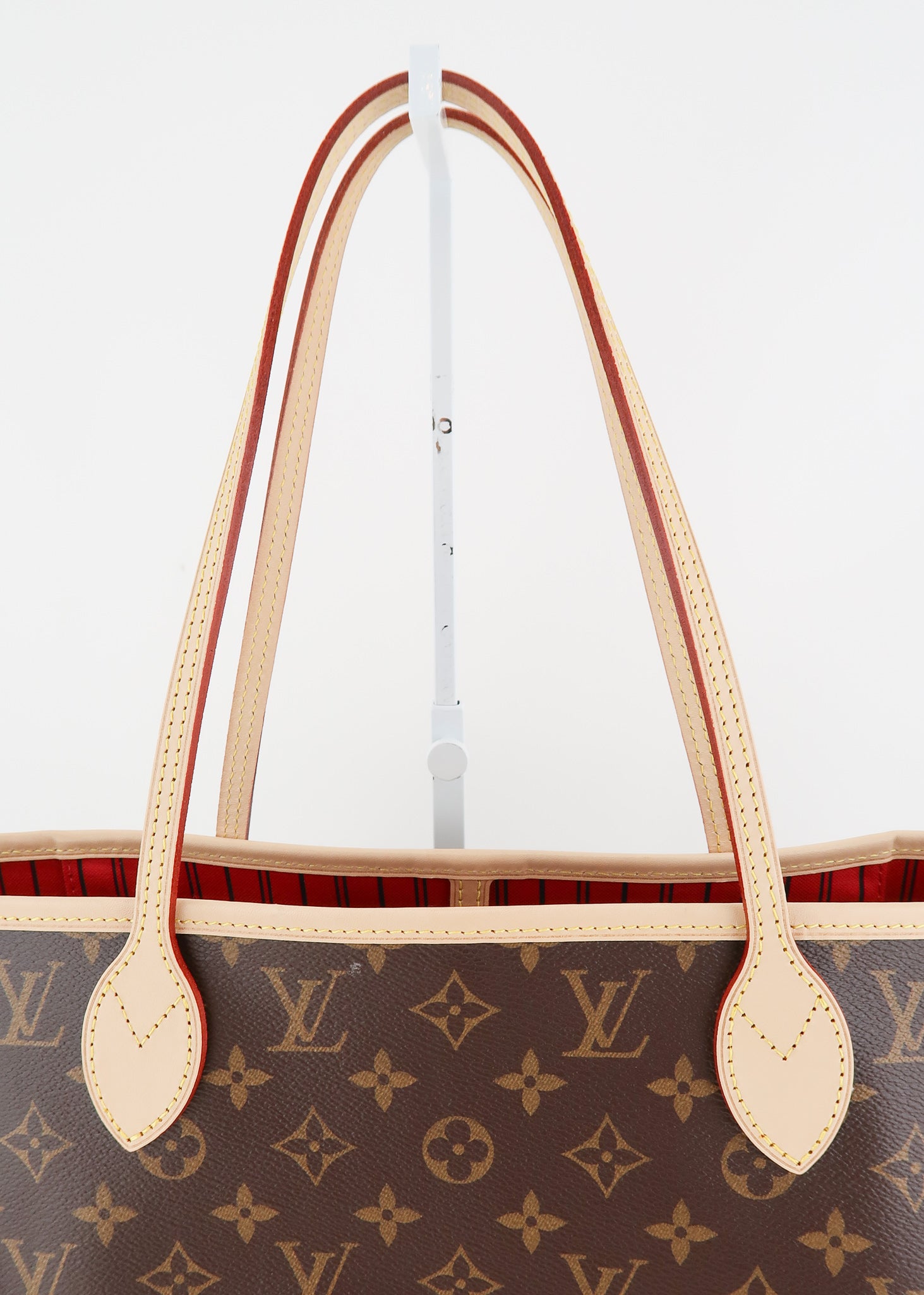louis vuitton neverfull red