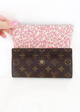 Load image into Gallery viewer, Louis Vuitton Monogram Stephen Sprouse Sarah Wallet