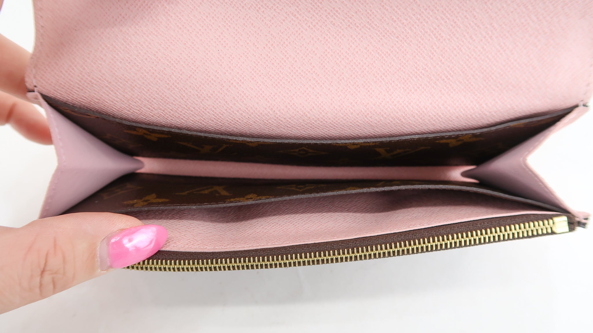 SOLD/LAYAWAY💕 Louis Vuitton Monogram Emilie Wallet. Pink Interior