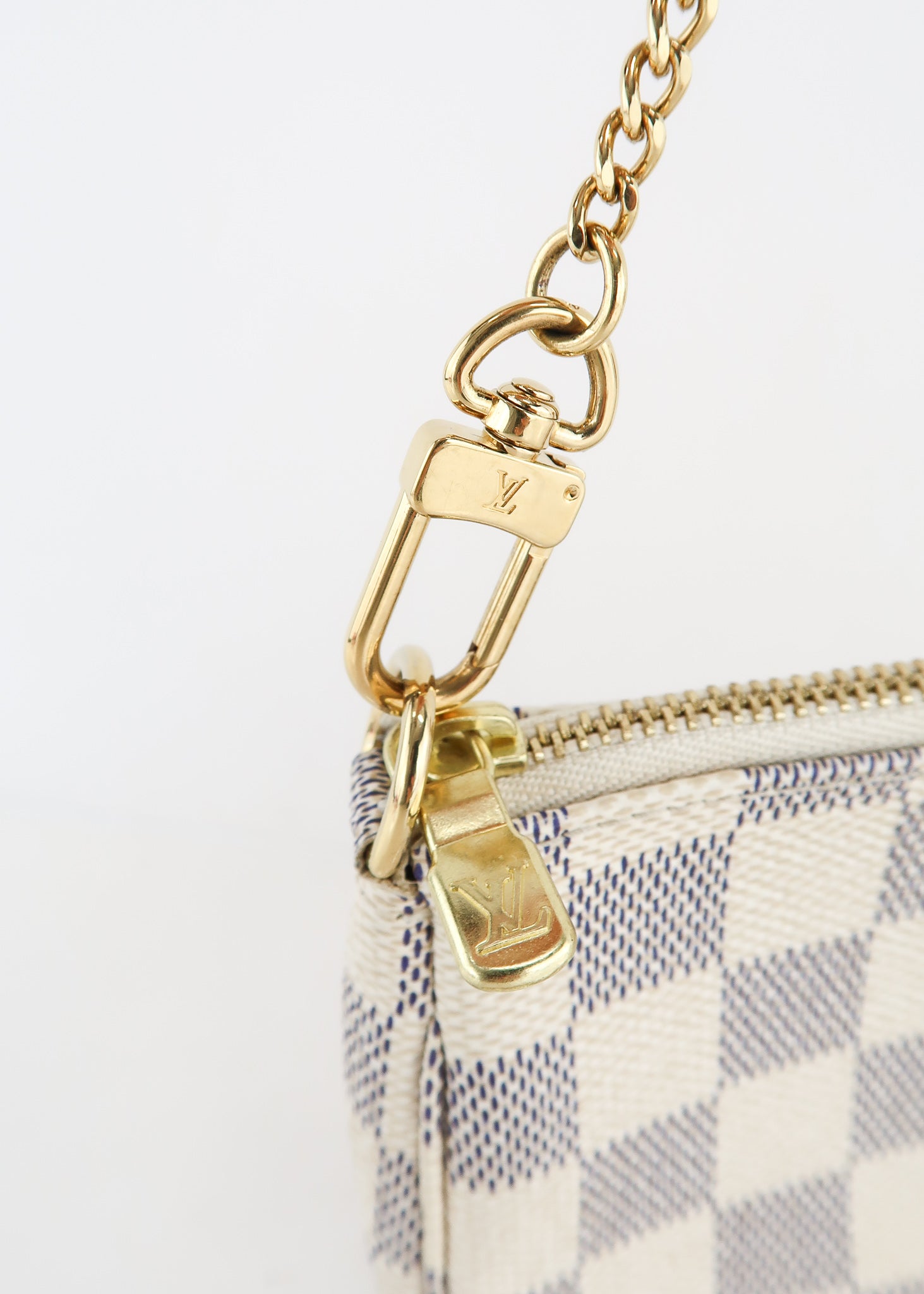 🔥NEW LOUIS VUITTON Mini Pochette Accessoires Chain Pouch Damier Azur RARE  GIFT