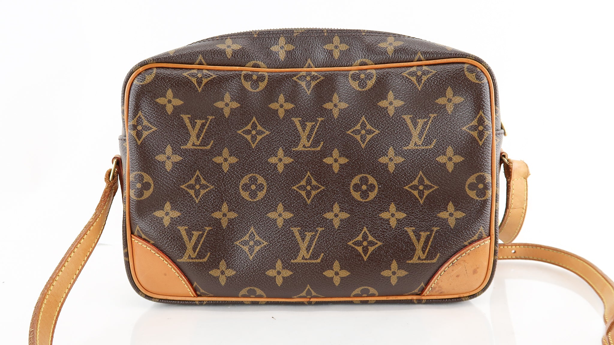 Louis Vuitton Monogram Trocadero 27 M51276 Brown Cloth ref.891659 - Joli  Closet