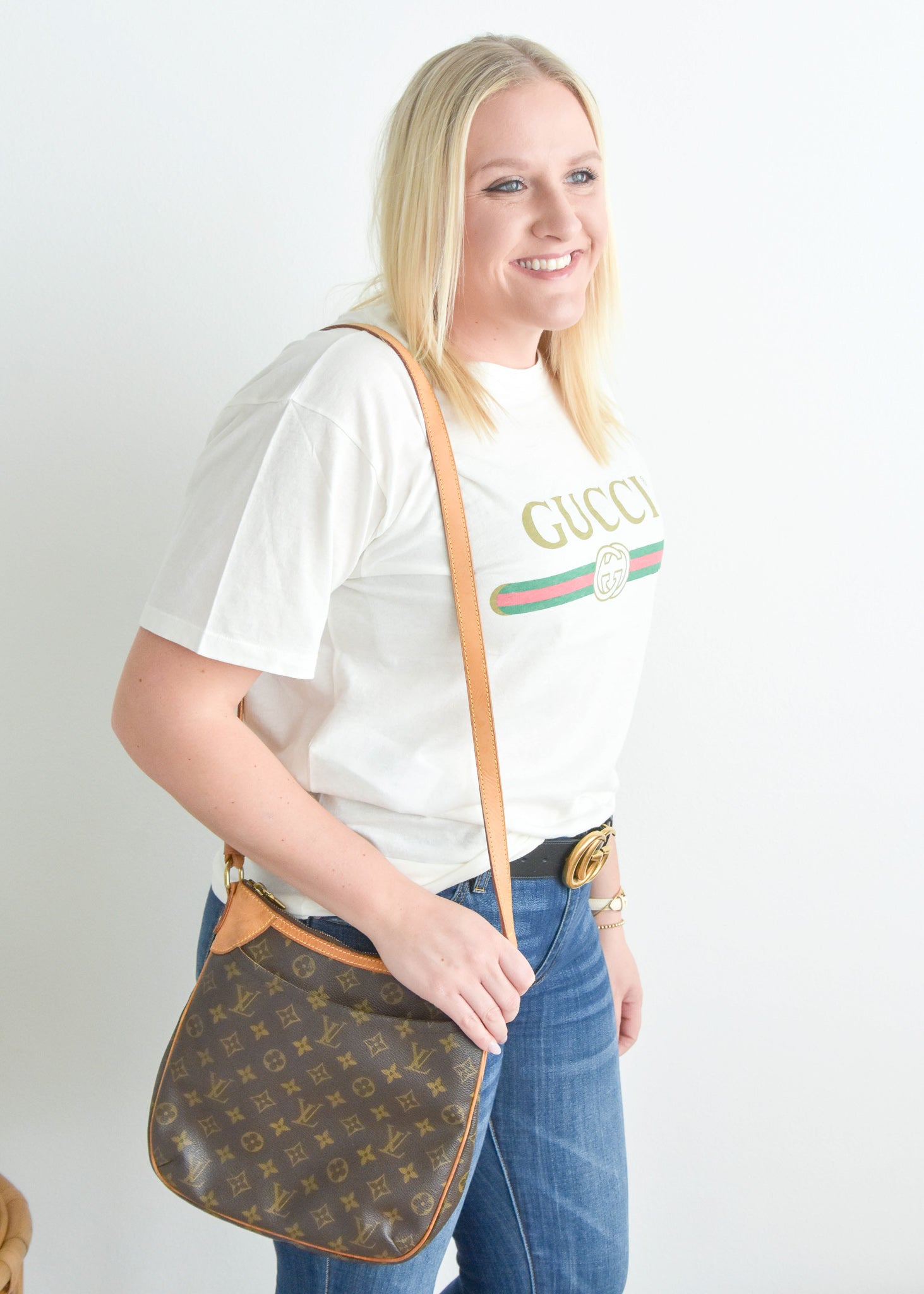 Louis Vuitton Odeon PM Crossbody Bag Review & Outfit Styling Video by  Handbagholic o… [Video]