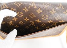 Load image into Gallery viewer, Louis Vuitton Monogram Sologne