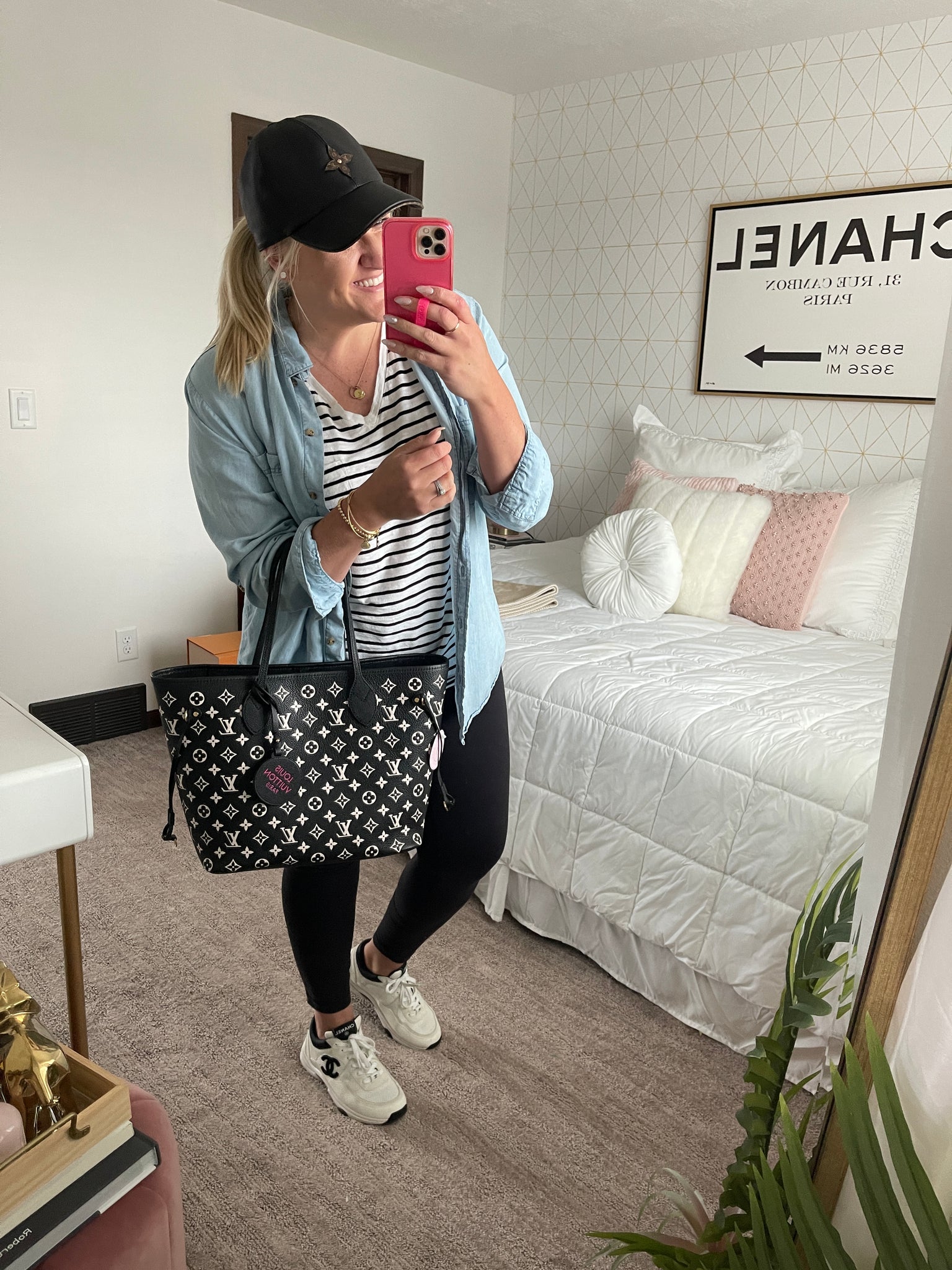louis vuitton neverfull black and grey