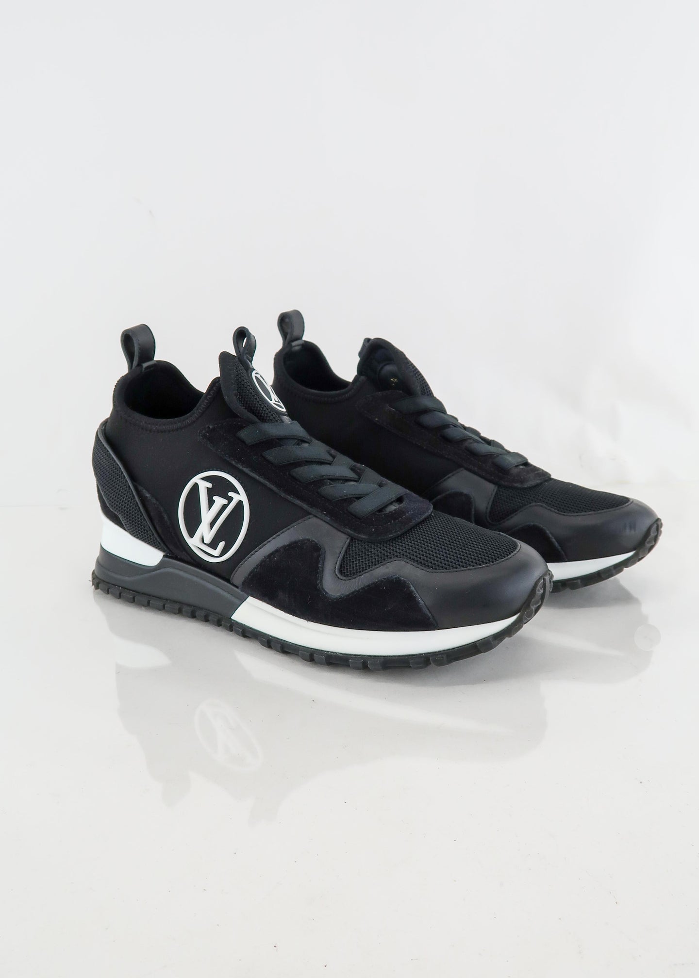 Louis Vuitton Runaway Sneakers, Trainers - Designer Exchange