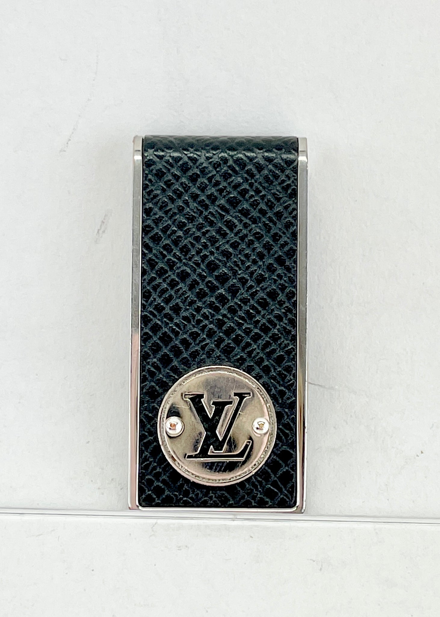 Louis Vuitton Silver Monogram LV Signature Money Clip